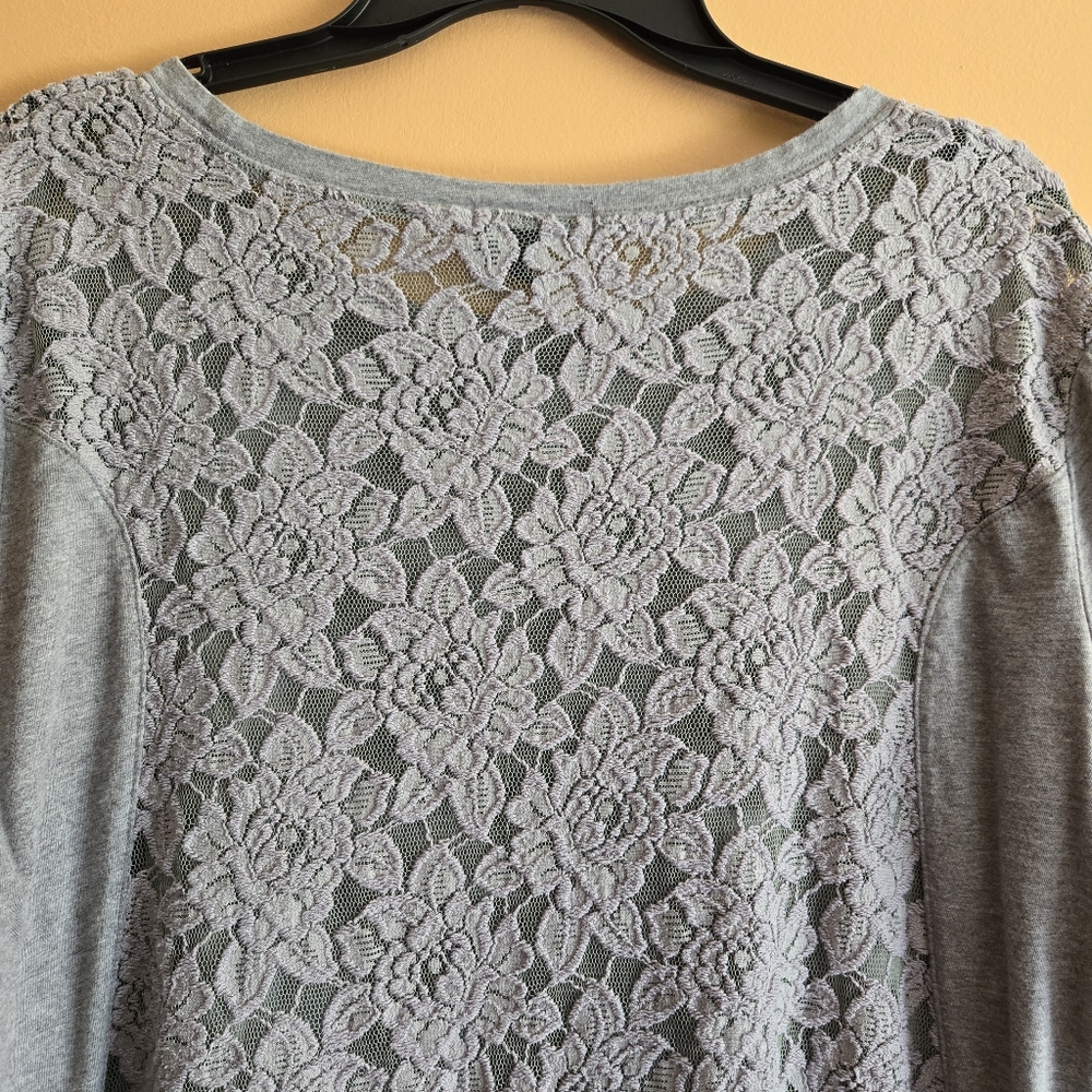 DKNY Gray Top With Lace Back Accent